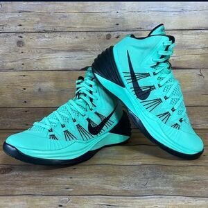 Nike Hyperdunk Green Glow Size 9.5